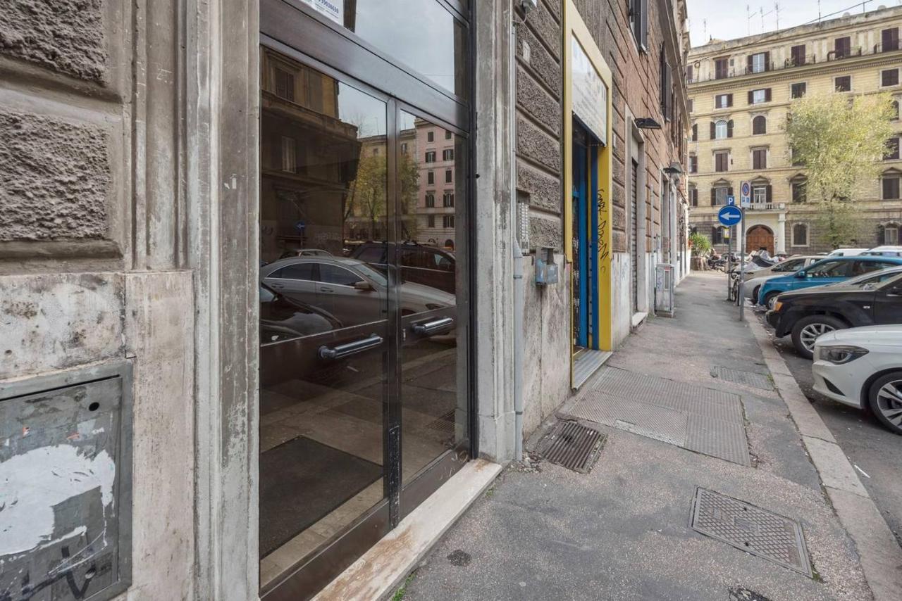 Via Umberto Lägenhet Rom Exteriör bild